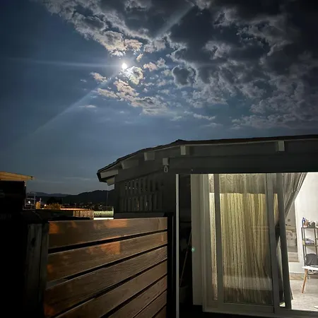 Le Blue Seaview بلاتامونيس