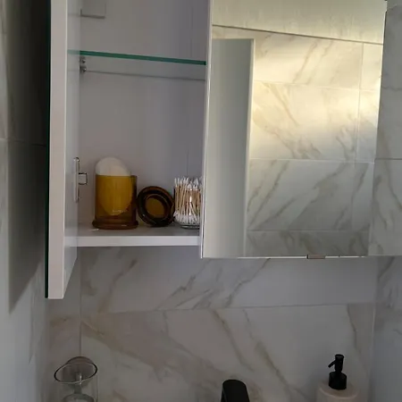 Le Blue Seaview Apartment *